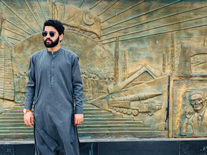 Meet your Posher, Umair